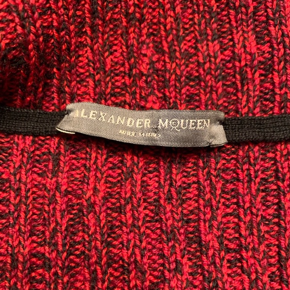 Alexander McQueen peplum marked Red Wool Cardigan sweater - Picture 4 of 13